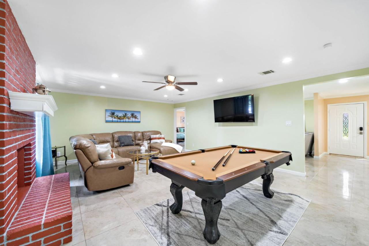 Вилла Pool Oasis Games Wifi Bbq Yard Sleep 16 Хьюстон Экстерьер фото